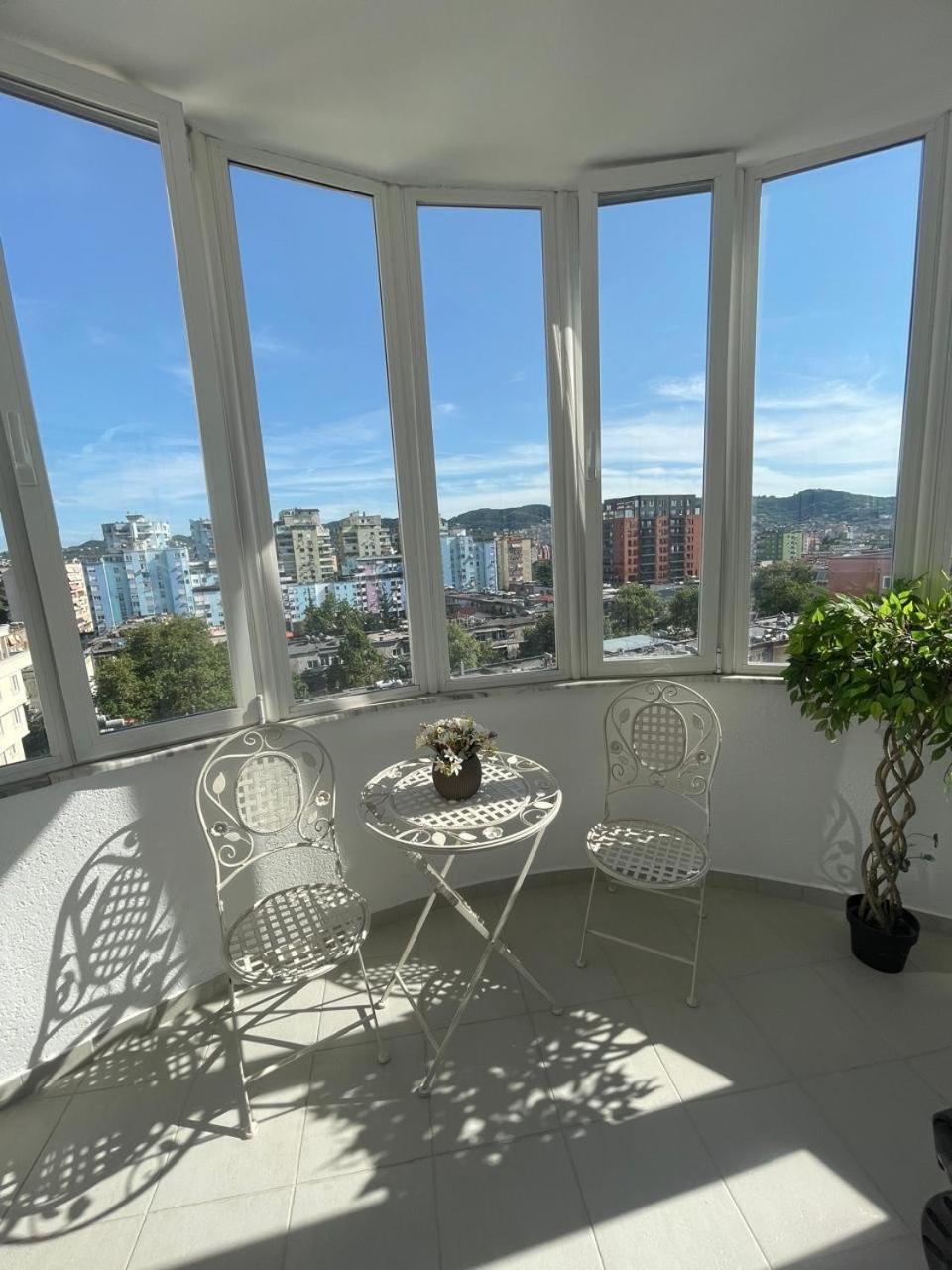 טיראנה Deoni Apartment Luxury מראה חיצוני תמונה