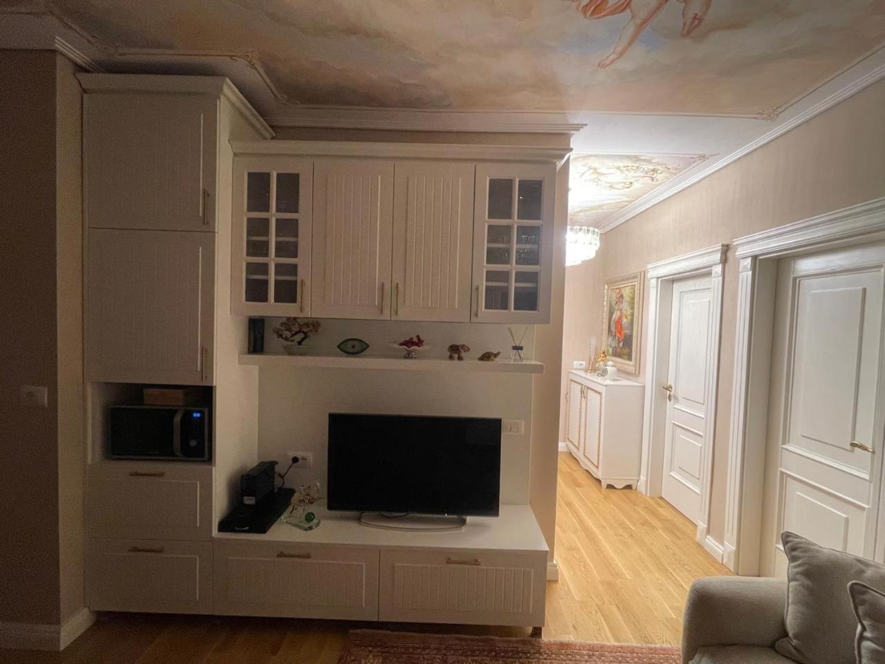 טיראנה Deoni Apartment Luxury מראה חיצוני תמונה